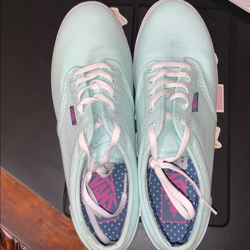Turquoise vans - Picture 3 of 5
